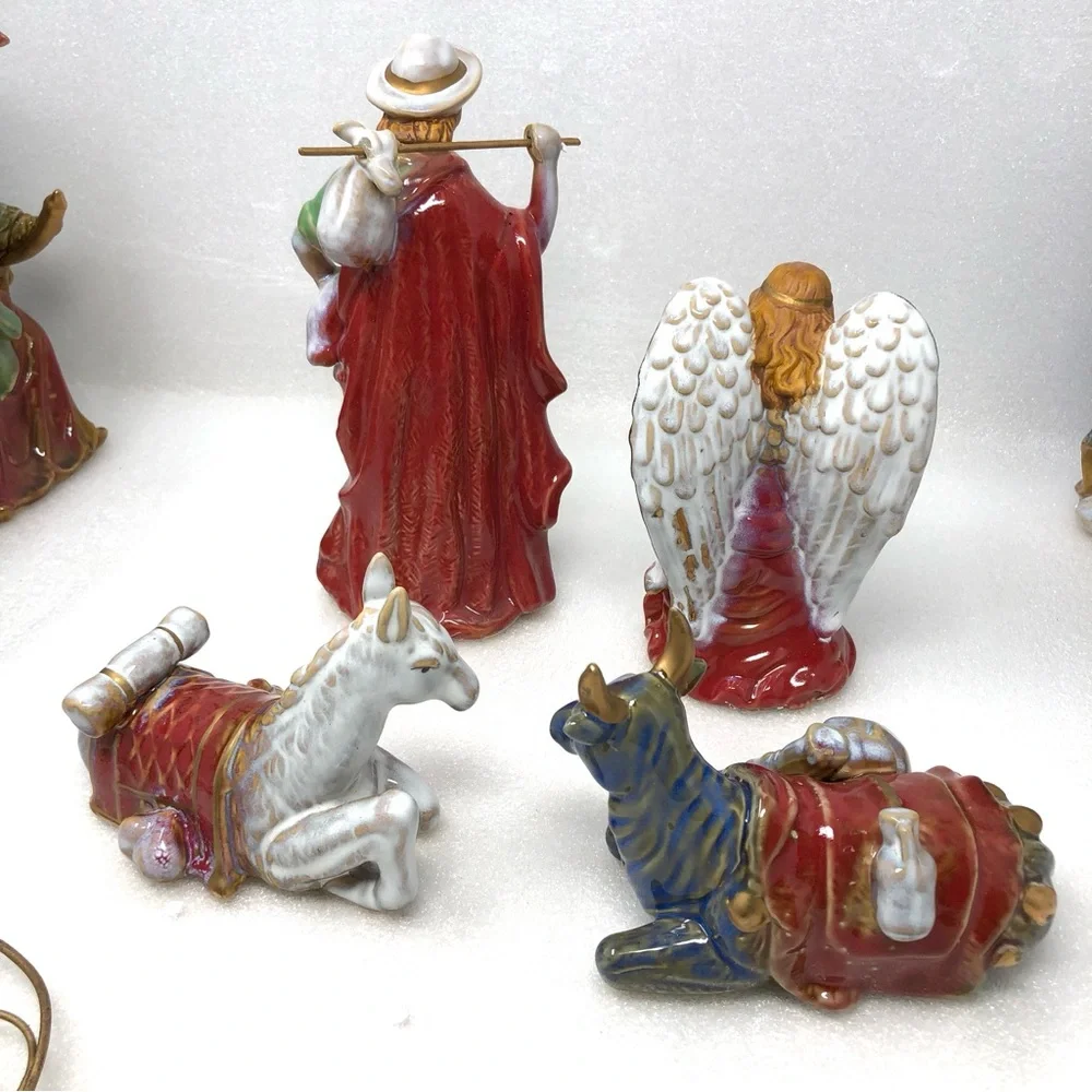 Classic Elements Ceramic Nativity Scene 10 Piece Set Plus Wire Gazebo - Picture 12 of 16